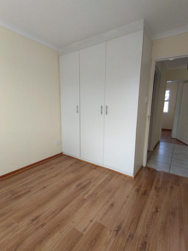 To Let 2 Bedroom Property for Rent in Athlone Western Cape